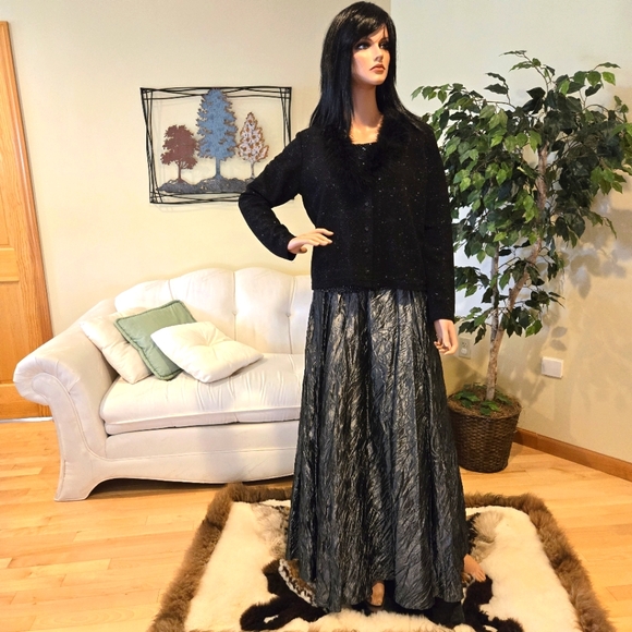 NWT,Shimmering Pewter Crinkle Formal Maxi Skirt, Formal, Holiday, Party, Size 12 - Picture 9 of 16